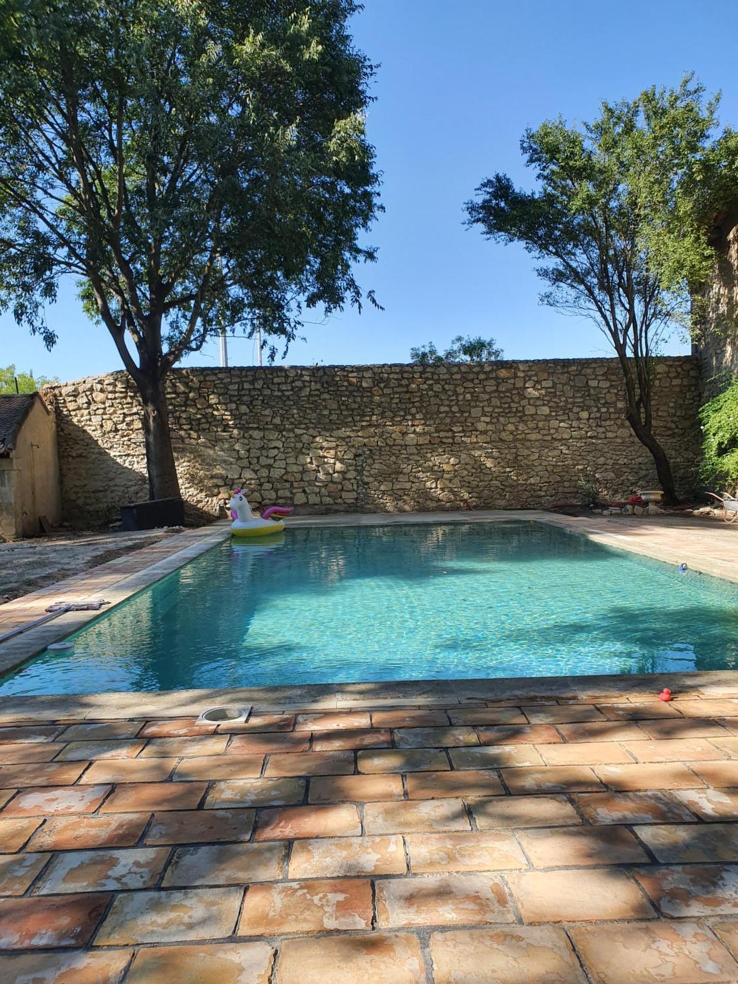 Le Relais De Bellemaison * Montfrin